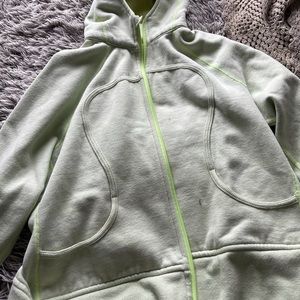 LuLuLemon Sweater